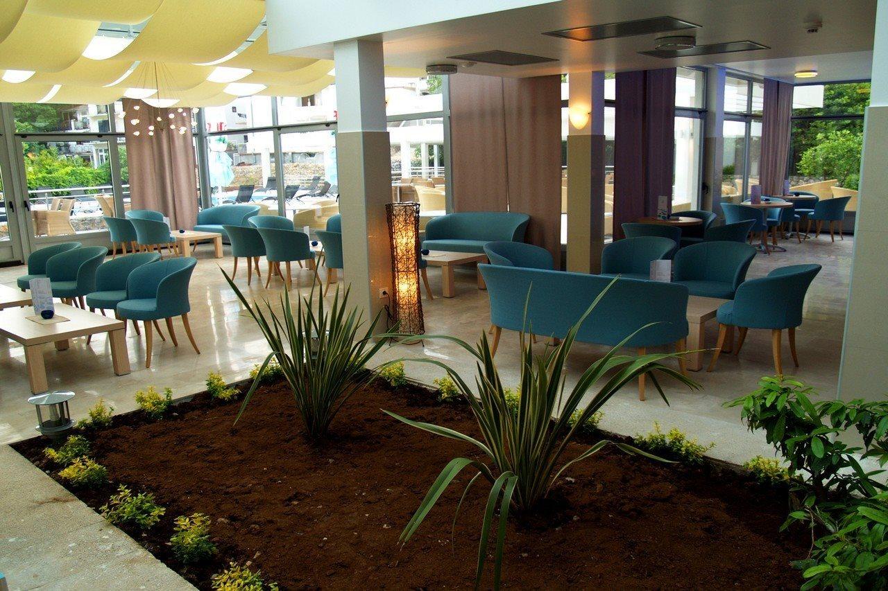 Hotel Quercus Дрвеник Екстериор снимка