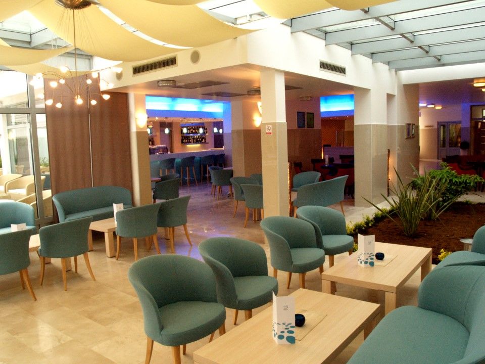 Hotel Quercus Дрвеник Екстериор снимка