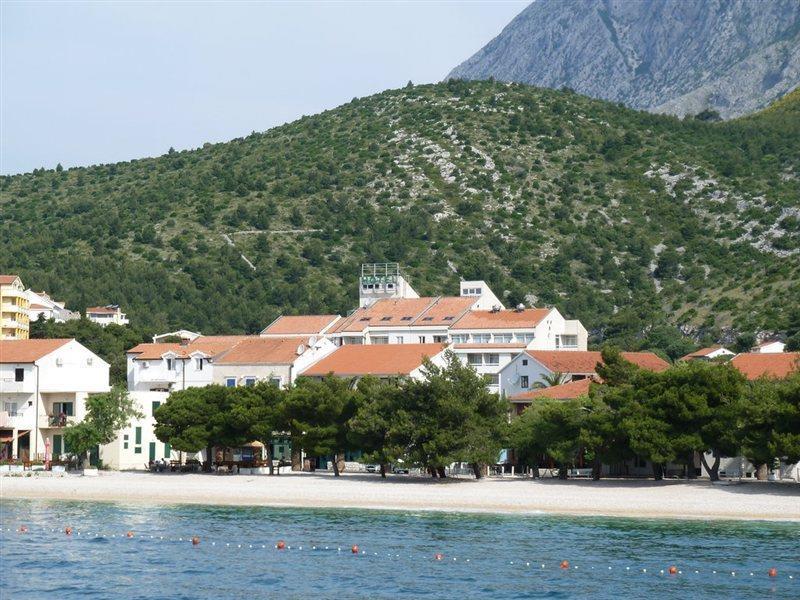 Hotel Quercus Дрвеник Екстериор снимка